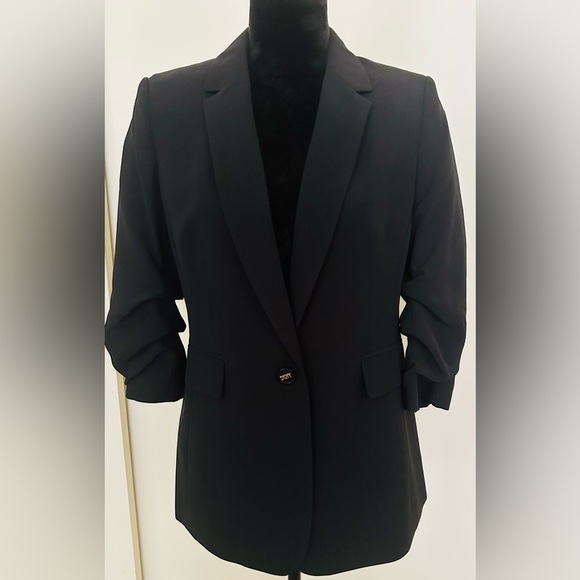 DKNY Rushed Sleeve One Button Blazer - Size 6 - NWOT - Picture 5 of 11